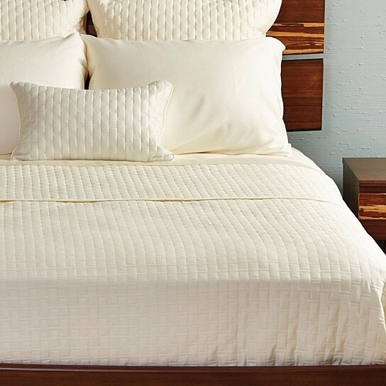quilted coverlet queen size