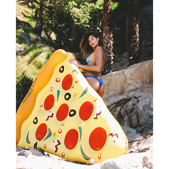 pizza pool floatie