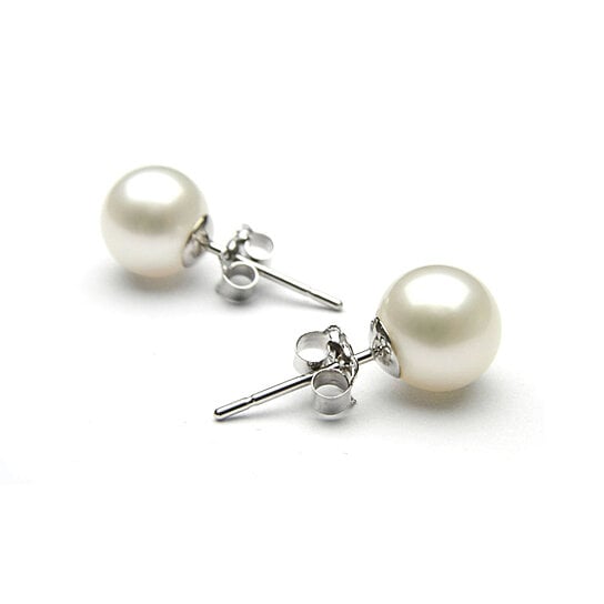 18kt White Gold Plated 8mm Pearl studs