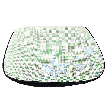 https://cdn1.ykso.co/justgreen/product/24v-cooling-fan-car-truck-trailer-front-seat-cushion-air-cooler-chair-pad-with-plug-580e/images/1d21c27/1654828674/feature-phone.jpg