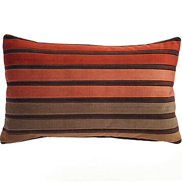 https://cdn1.ykso.co/pillowdecor/product/canyon-stripes-textured-velvet-throw-pillow-12x20-with-polyfill-insert-0d39/images/eb19a65/1687387771/feature-phone.jpg