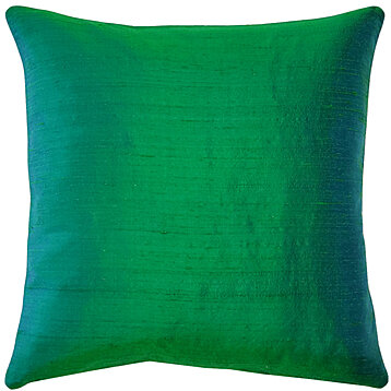 https://cdn1.ykso.co/pillowdecor/product/sankara-emerald-green-silk-throw-pillow-16x16-inches-square-complete-pillow-with-polyfill-pillow-insert/images/7d1ff78/1636600888/feature-phone.jpg