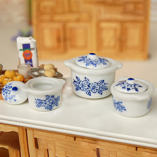 Dolls House Miniature 1:12th Scale accessory blue and white patterned china bowl 