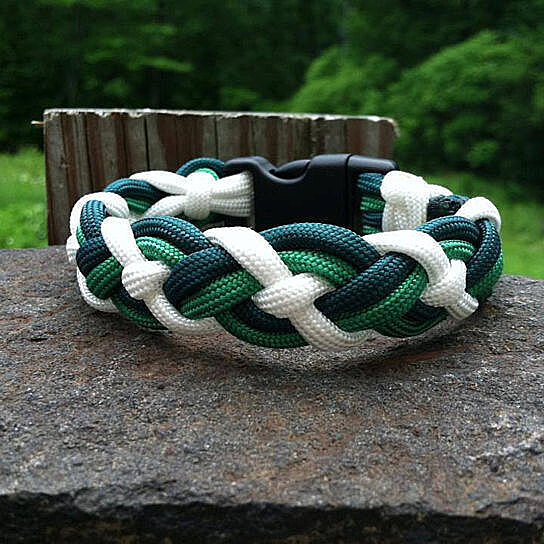 Buy Celtic Bar Paracord  Bracelet Green  and White  by Uni Q 